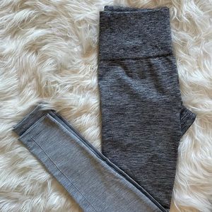 Lululemon seamless leggings 25”